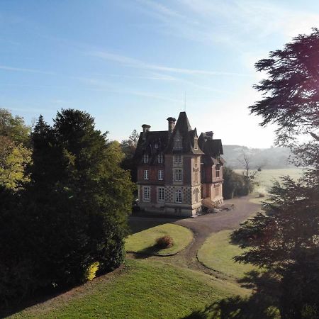 Le Manoir De Benedicte B&B Cahan Eksteriør billede