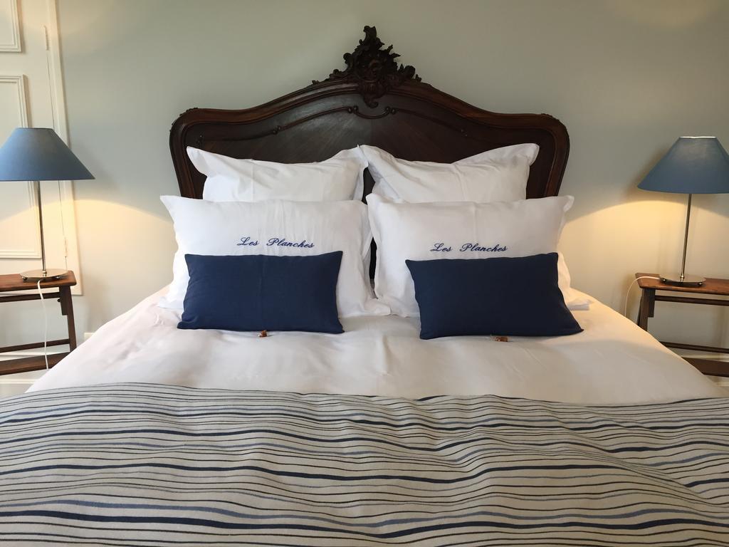 Le Manoir De Benedicte B&B Cahan Eksteriør billede