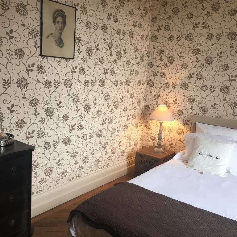 Le Manoir De Benedicte B&B Cahan Eksteriør billede