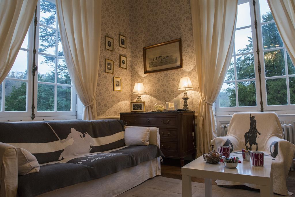 Le Manoir De Benedicte B&B Cahan Eksteriør billede