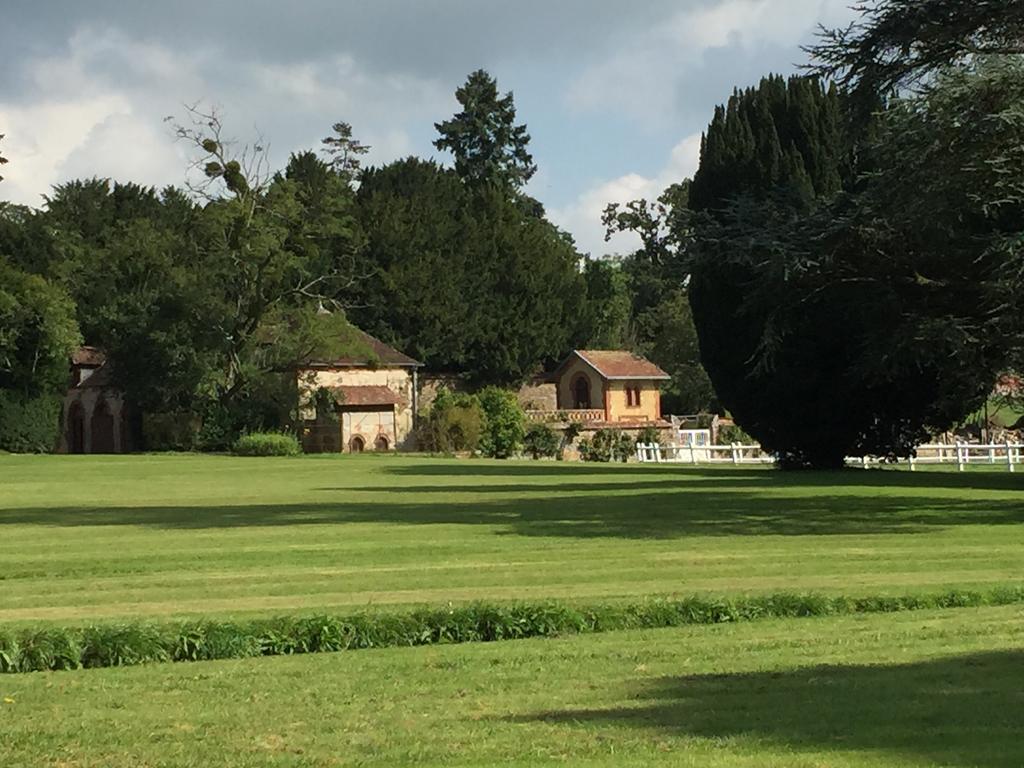 Le Manoir De Benedicte B&B Cahan Eksteriør billede