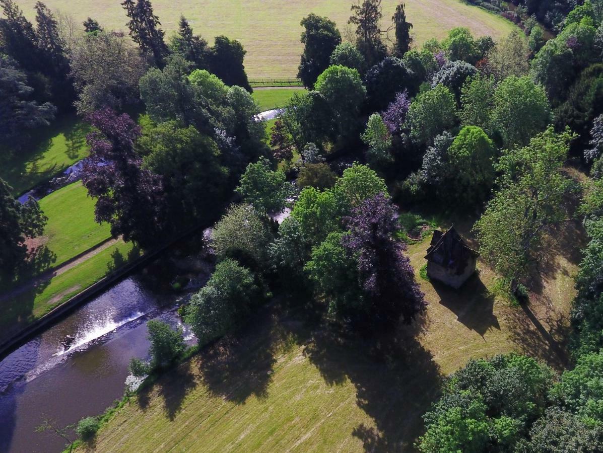 Le Manoir De Benedicte B&B Cahan Eksteriør billede